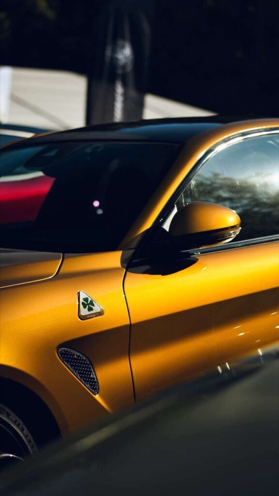 Plakat „Alfa Romeo Quadrifoglio"